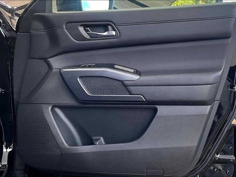 Certified 2023 Nissan Pathfinder SL image 21