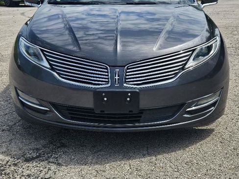 Used 2015 Lincoln MKZ w/ Equipment Group 102A Reserve FWD image 2