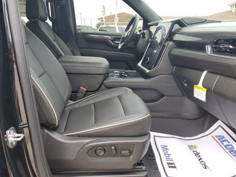 New 2026 GMC Yukon XL Elevation w/ LPO, Floor Liner Package image 10