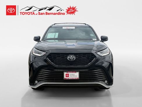 Certified 2024 Toyota Highlander XSE AWD/4WD image 8