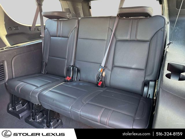 Used 2023 Chevrolet Suburban RST w/ Luxury Package AWD/4WD image 17