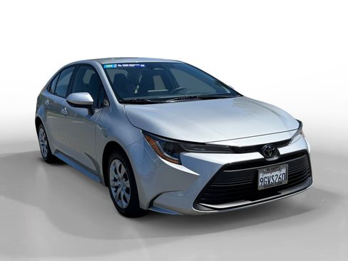 Used 2023 Toyota Corolla LE FWD image 7