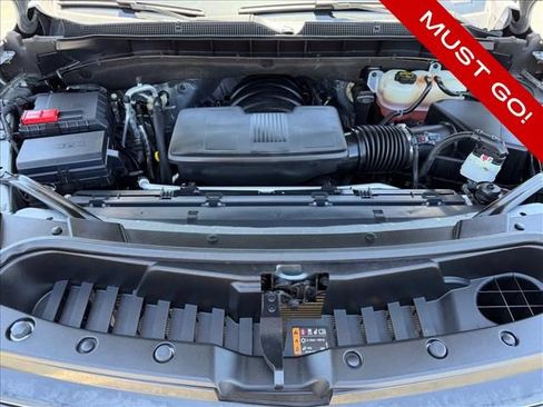 Certified 2025 Chevrolet Suburban LT AWD/4WD image 24