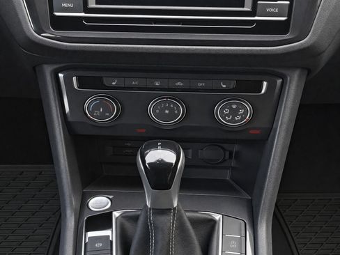 Used 2024 Volkswagen Tiguan S FWD image 14