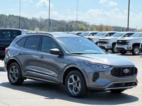 Certified 2023 Ford Escape ST-Line w/ Tech Pack #1 AWD/4WD image 32