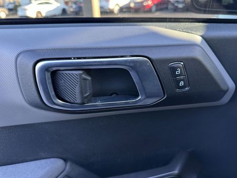 Used 2024 Ford Bronco Everglades image 13