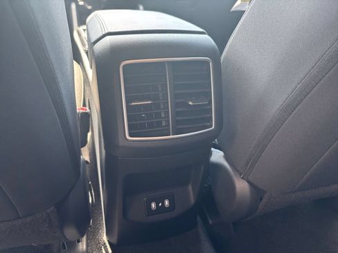 Used 2026 Kia Sportage LX FWD image 22