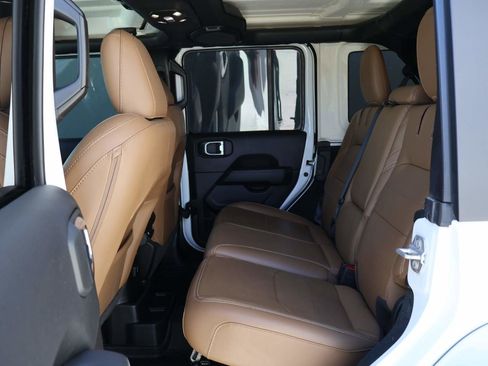 Used 2023 Jeep Wrangler High Altitude image 10