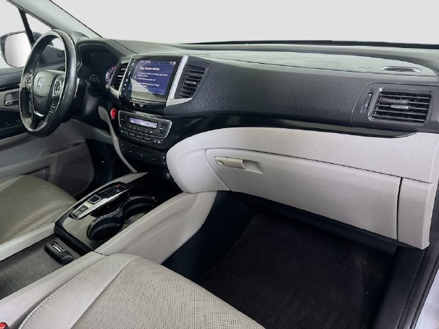 Used 2017 Honda Pilot Elite image 29
