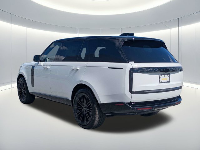New 2027 Land Rover Range Rover Long Wheelbase SE AWD/4WD image 4