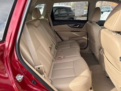 Used 2015 Nissan Rogue SL w/ SL Premium Package image 17