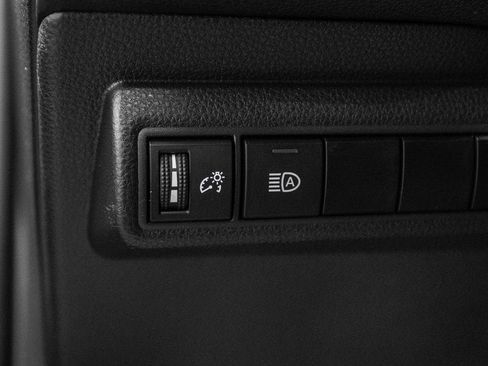 Used 2024 Toyota Corolla LE image 15