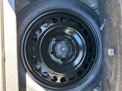 Used 2019 Chevrolet Equinox LS w/ LPO, Blackout Package image 40