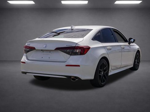 Used 2025 Honda Civic Sport image 4