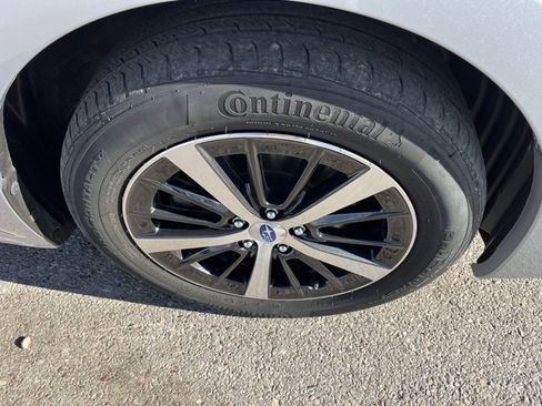 Used 2019 Subaru Impreza 2.0i Premium image 21