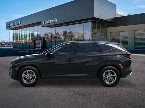 New 2026 Hyundai Tucson SE image 3