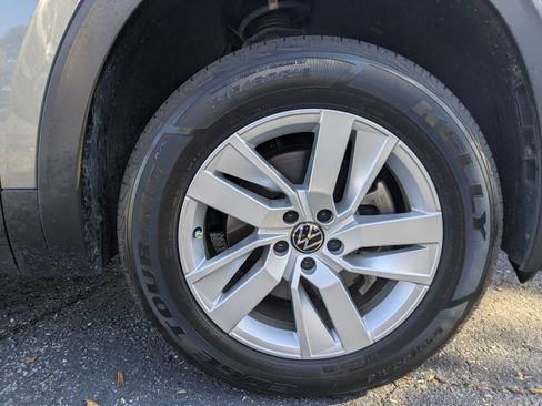 Used 2021 Volkswagen Atlas S image 12