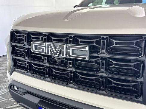 New 2026 GMC Canyon Elevation w/ Convenience Package AWD/4WD image 38