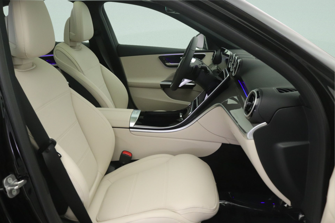 New 2026 Mercedes-Benz C 300 Sedan image 7