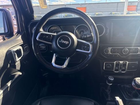 Used 2021 Jeep Wrangler Unlimited Sahara w/ Cold Weather Group AWD/4WD image 13