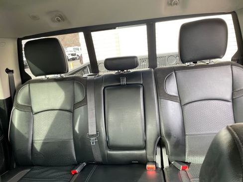 Used 2024 RAM 2500 Laramie image 39