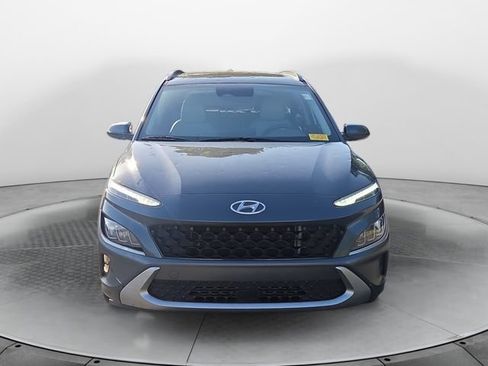 Used 2022 Hyundai Kona Limited w/ Cargo Package FWD image 8