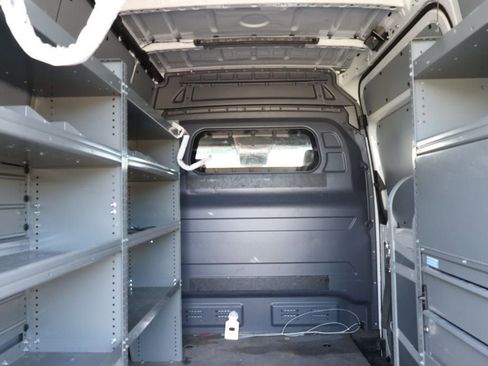 Used 2023 Mercedes-Benz Sprinter 2500 w/ Acoustic Package image 23