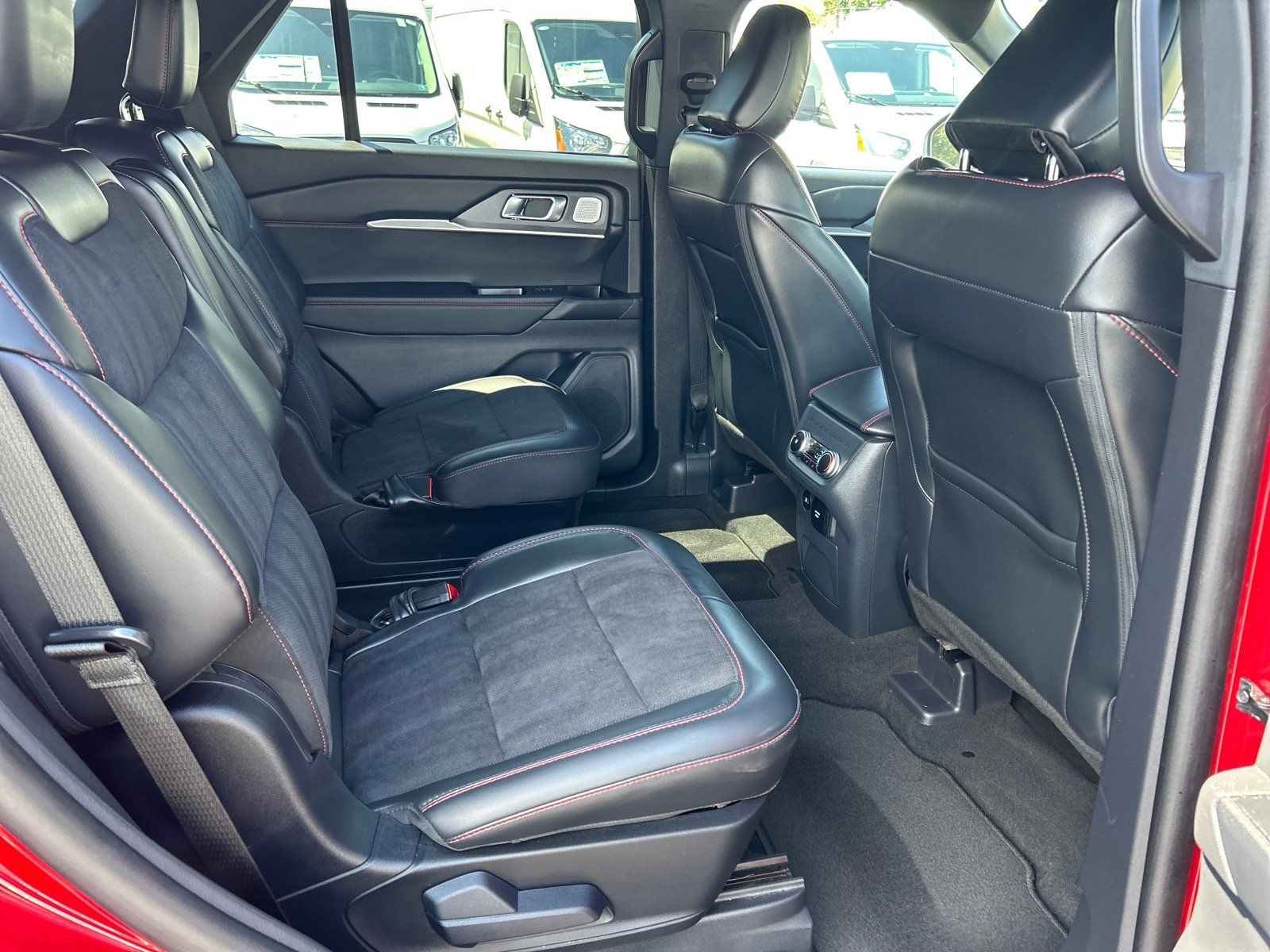 Certified 2025 Ford Explorer ST w/ Sun And Sound Package AWD/4WD image 23