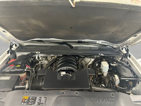 Used 2016 GMC Yukon Denali w/ Open Road Package AWD/4WD image 23
