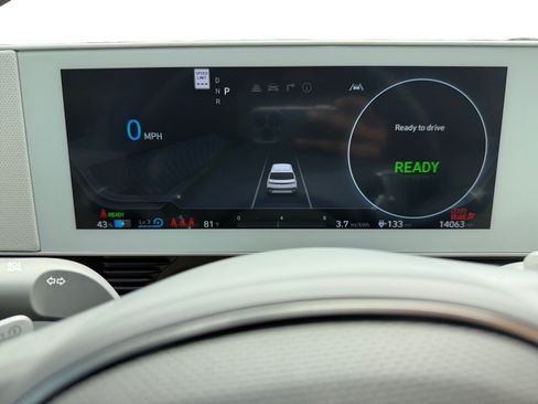 Used 2024 Hyundai Ioniq 5 Limited RWD image 11