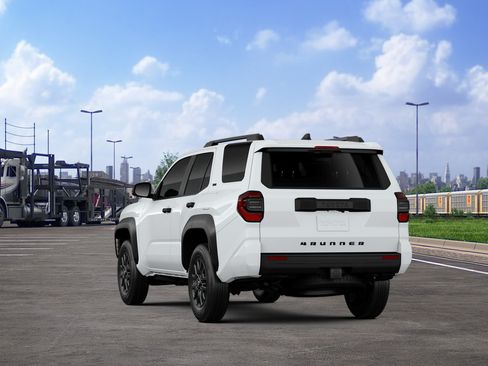 New 2026 Toyota 4Runner SR5 AWD/4WD image 7