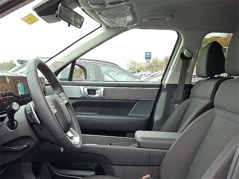 New 2026 Hyundai Santa Fe SE image 7