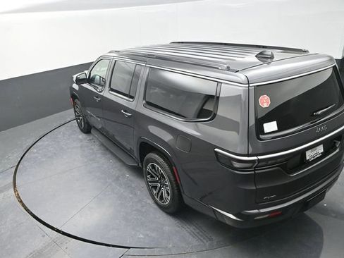 New 2026 Jeep Grand Wagoneer L 4WD image 15