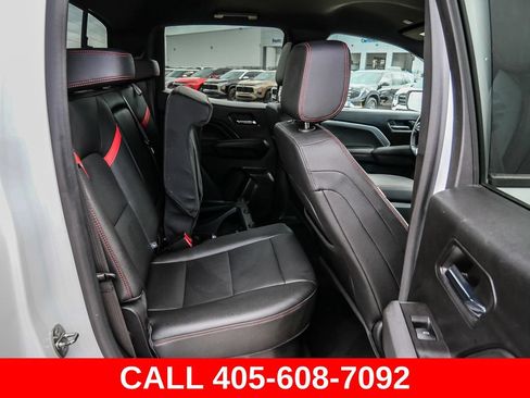 Used 2023 Chevrolet Colorado Z71 w/ Z71 Convenience Package 2 AWD/4WD image 49