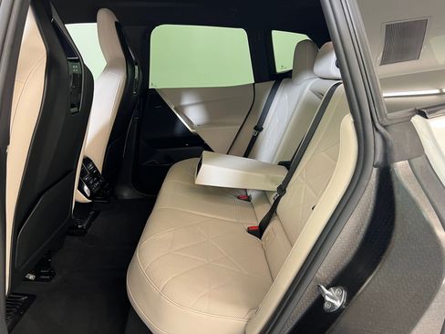 Certified 2022 BMW iX xDrive50 w/ Convenience Package image 13