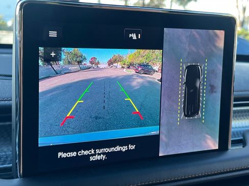 Certified 2023 Lincoln Aviator Black Label Grand Touring w/ Class IV Trailer Tow Package image 21