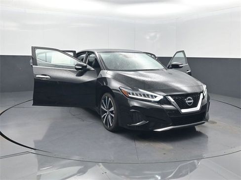 Used 2023 Nissan Maxima SV w/ Floor Mat Group image 38