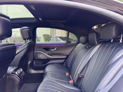 Used 2022 Mercedes-Benz S 500 4MATIC image 24
