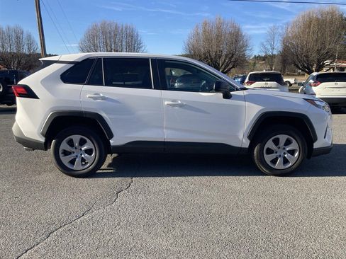 Used 2024 Toyota RAV4 LE image 4