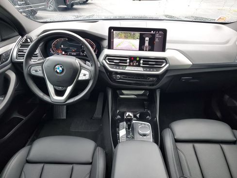 Used 2025 BMW X4 xDrive30i AWD/4WD image 19