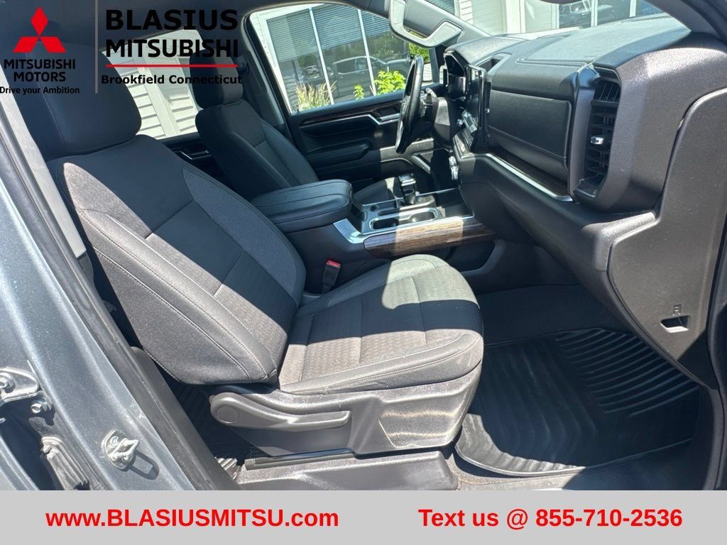 Used 2024 GMC Sierra 1500 Elevation w/ X31 Off-Road Package AWD/4WD image 41