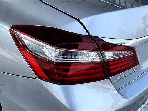 Used 2016 Honda Accord LX image 20
