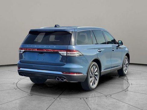 New 2026 Lincoln Aviator AWD image 12