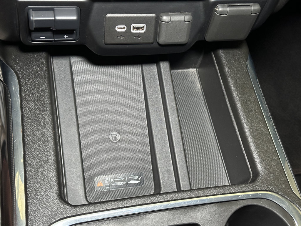 Used 2021 GMC Sierra 1500 AT4 w/ AT4 Value Package AWD/4WD image 35