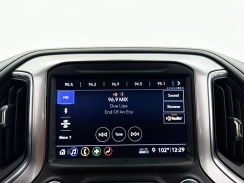 Used 2019 Chevrolet Silverado 1500 LT Trail Boss AWD/4WD image 4