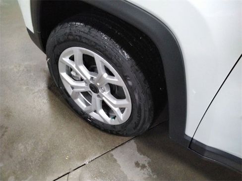 New 2026 Jeep Compass Latitude image 20