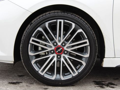 Used 2023 Kia Forte GT w/ GT2 Package image 23