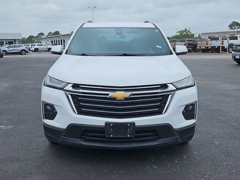 Used 2023 Chevrolet Traverse LT FWD image 9