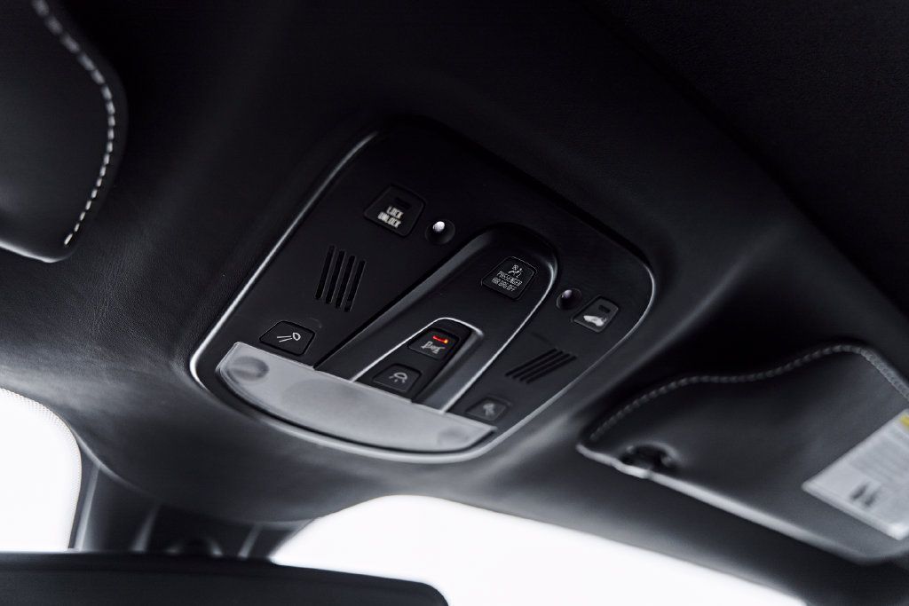 Used 2015 Ferrari F12 Berlinetta RWD image 77