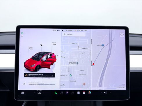Used 2024 Tesla Model Y 2WD image 4